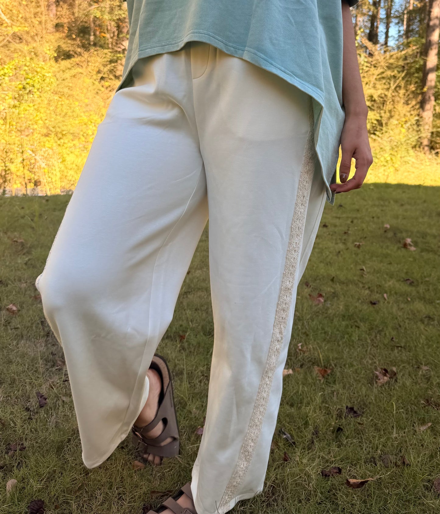 Crochet Trim Loose Fit Barrel Sweatpants