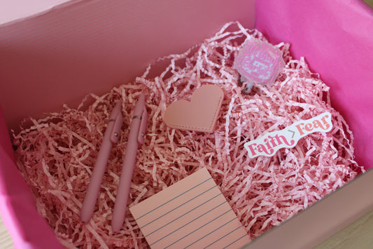 Pink 🩷-  "The Grace Box"